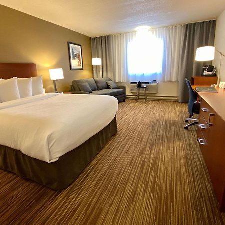 Quality Inn & Suites マタン エクステリア 写真