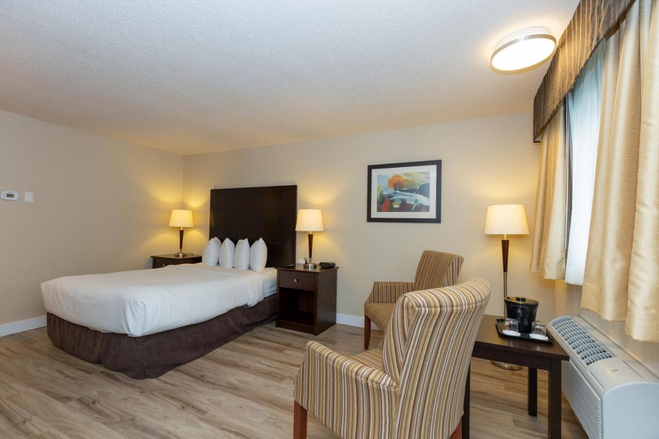 Quality Inn & Suites マタン エクステリア 写真