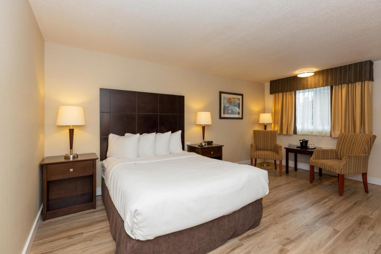 Quality Inn & Suites マタン エクステリア 写真