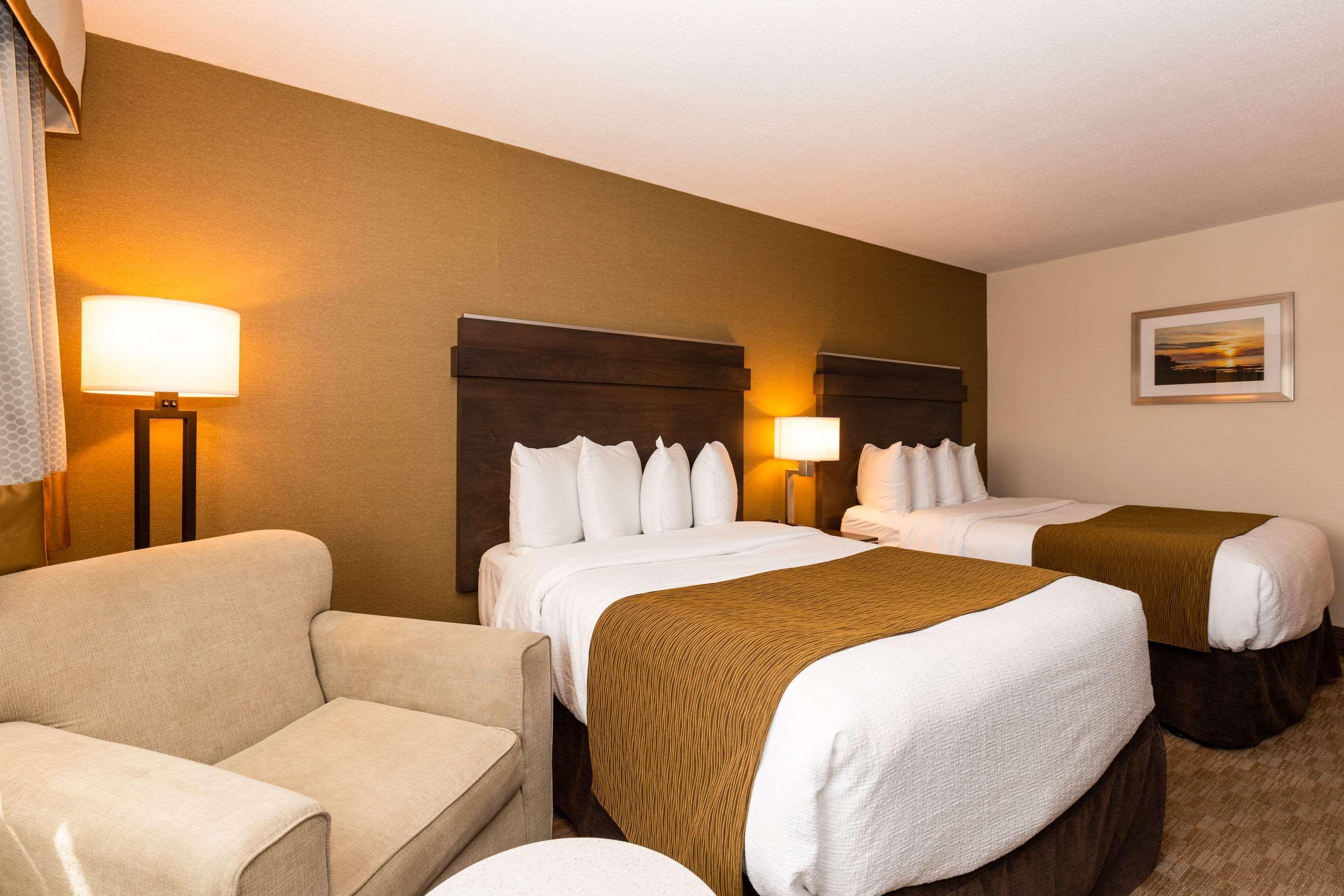 Quality Inn & Suites マタン エクステリア 写真